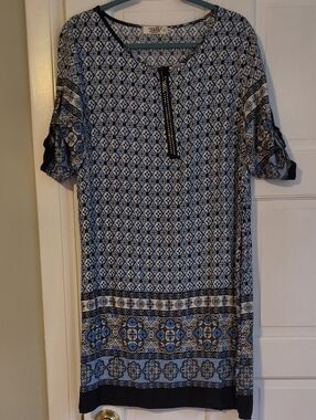 JULIA Blue and Black Geometric Medallion Dress